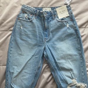 New Abercrombie & Fitch The Mom High Rise